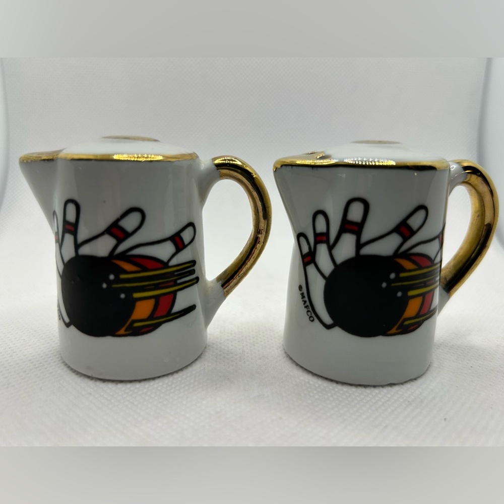 Vintage Sat & Pepper Shakers Bowling Ceramic White Black Gold Lot Two Taiwan